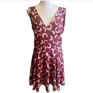 Elle Sasson Maroon Abstract Leopard Print V-Neck/Back Silk Cocktail Dress size 8